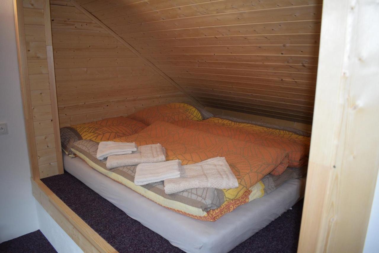 Apartmany Kubova Huť Eksteriør billede