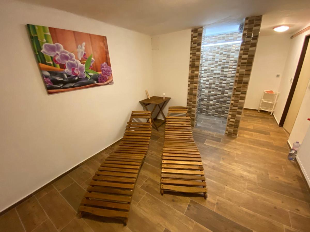 Apartmany Kubova Huť Eksteriør billede